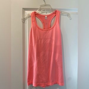 Lululemon Swiftly Tech Racerback Tank. Size: 8